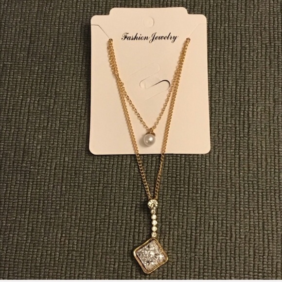 Silver Layered druzy necklace. NWT - Picture 2 of 3